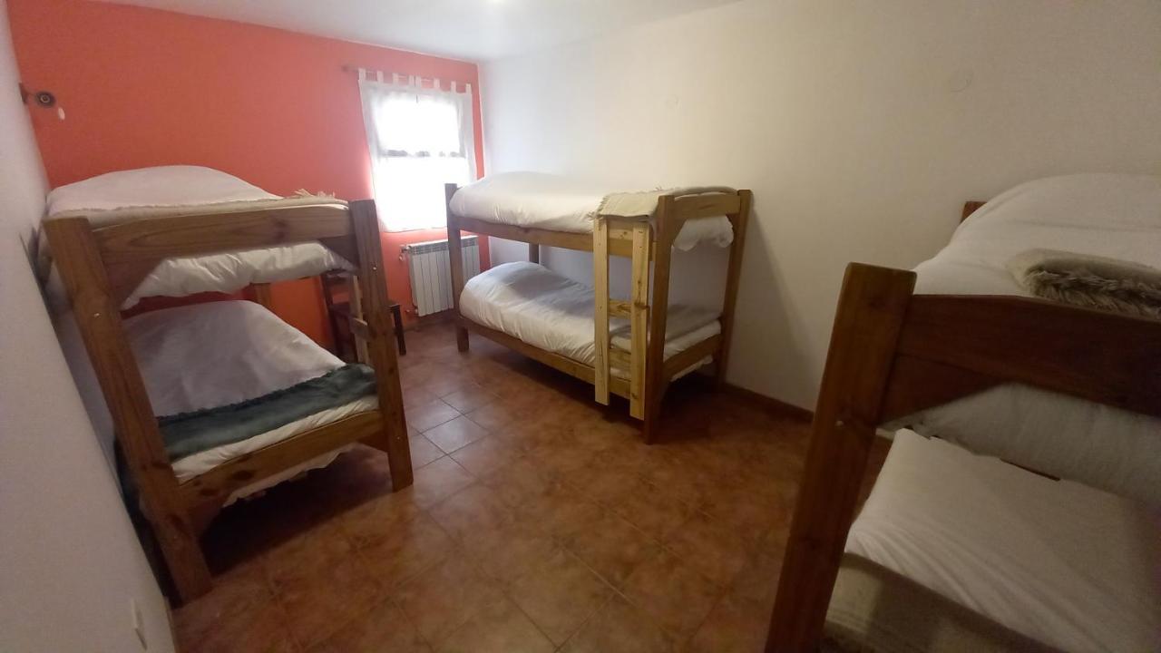 Hostel Yatel El Calafate Esterno foto