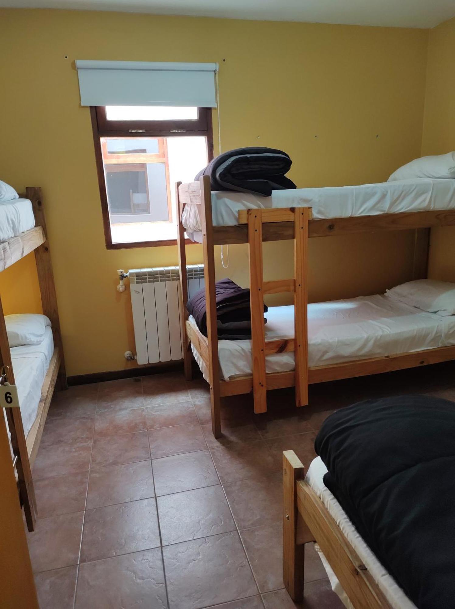 Hostel Yatel El Calafate Esterno foto