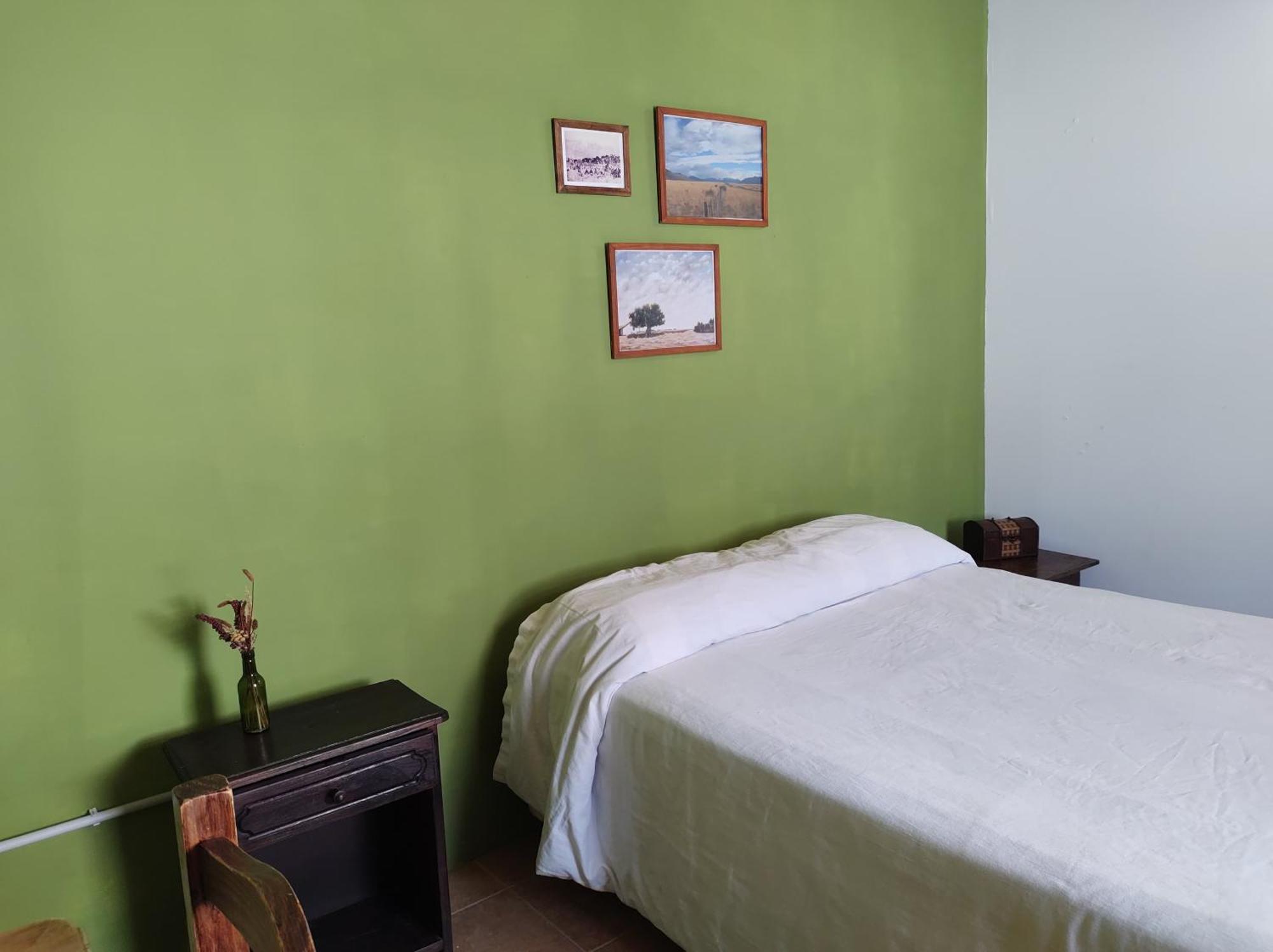 Hostel Yatel El Calafate Esterno foto