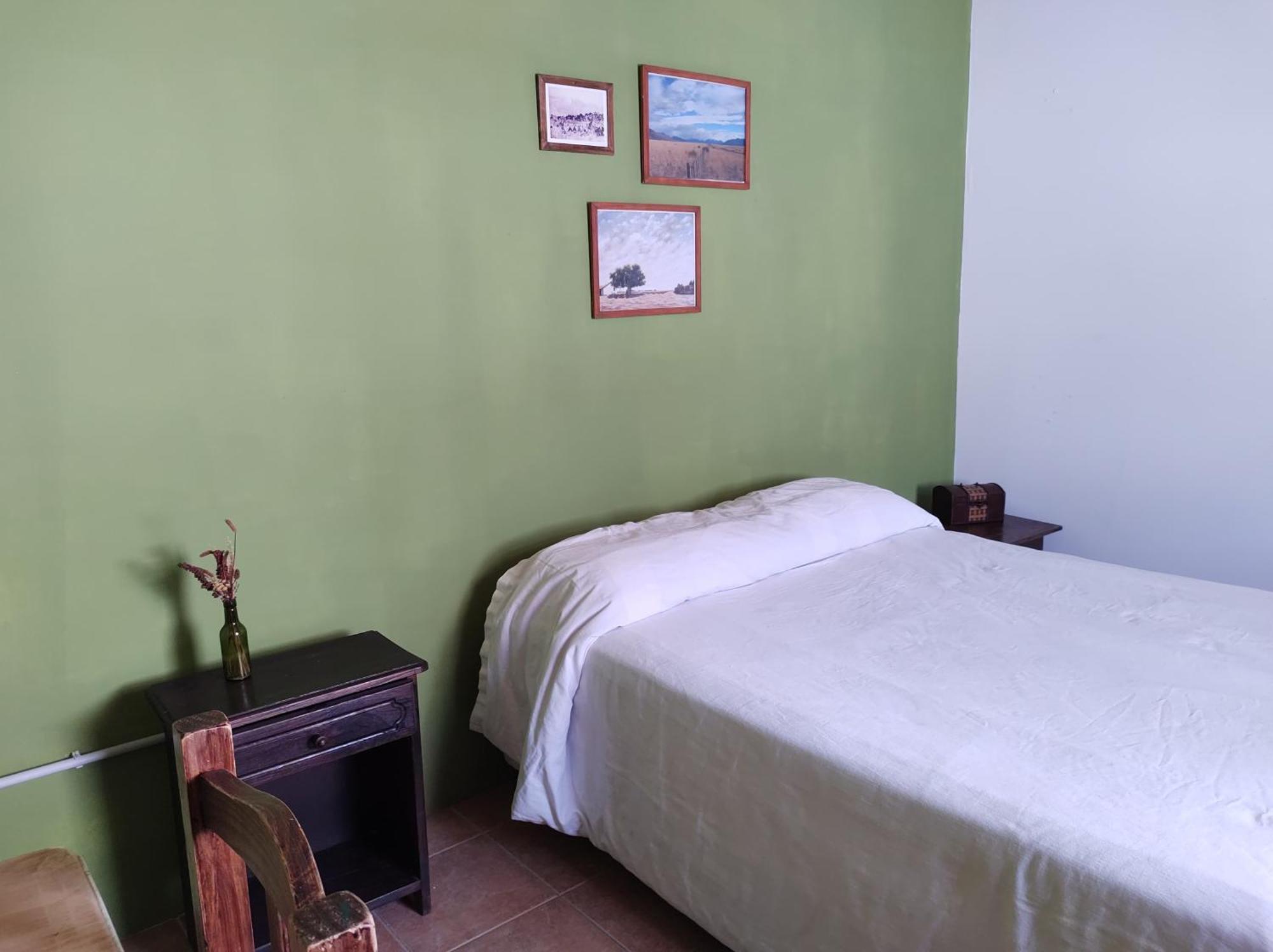 Hostel Yatel El Calafate Esterno foto